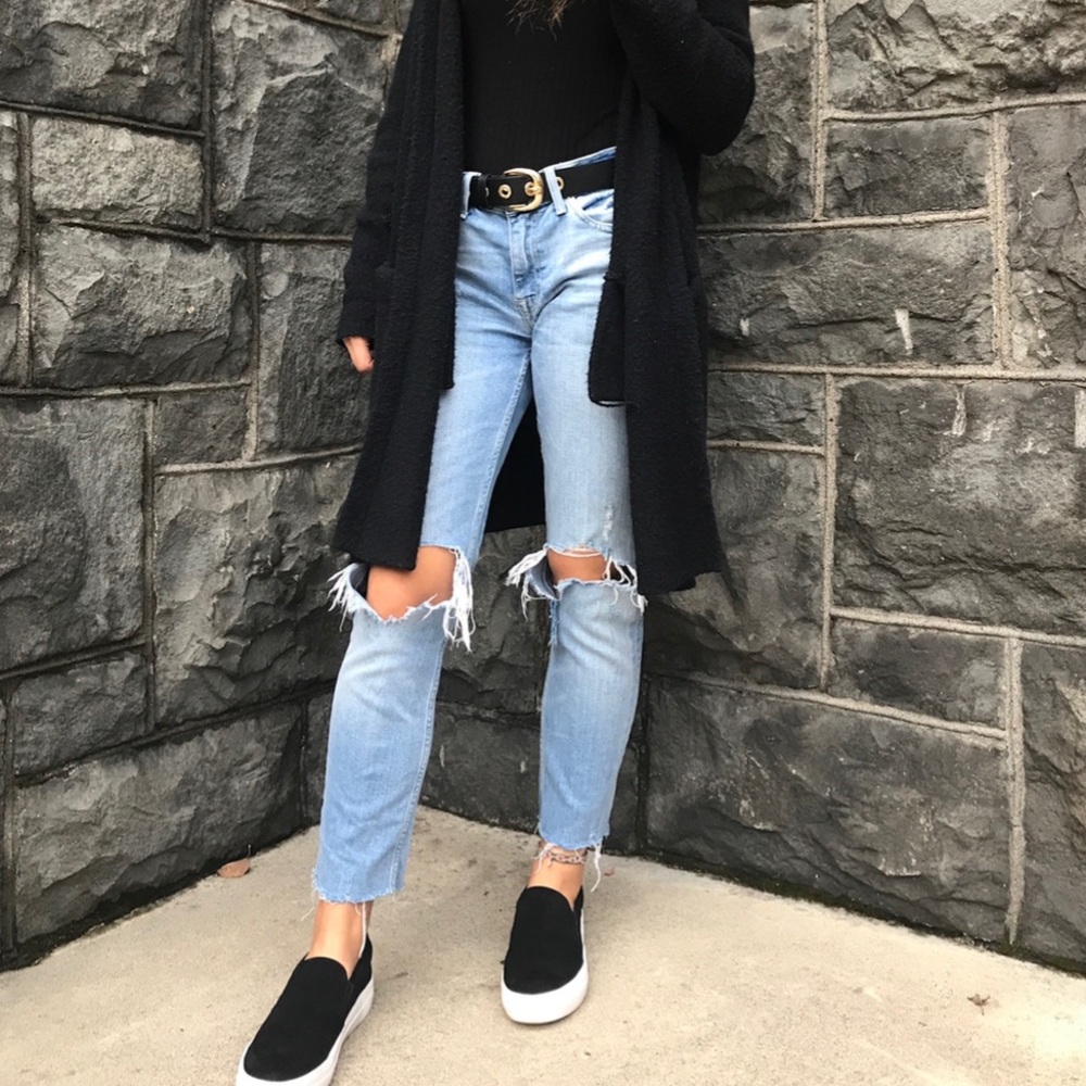 distressed boyfriend jeans